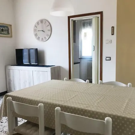 Blue Moon Apartment