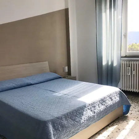 Blue Moon Apartment *